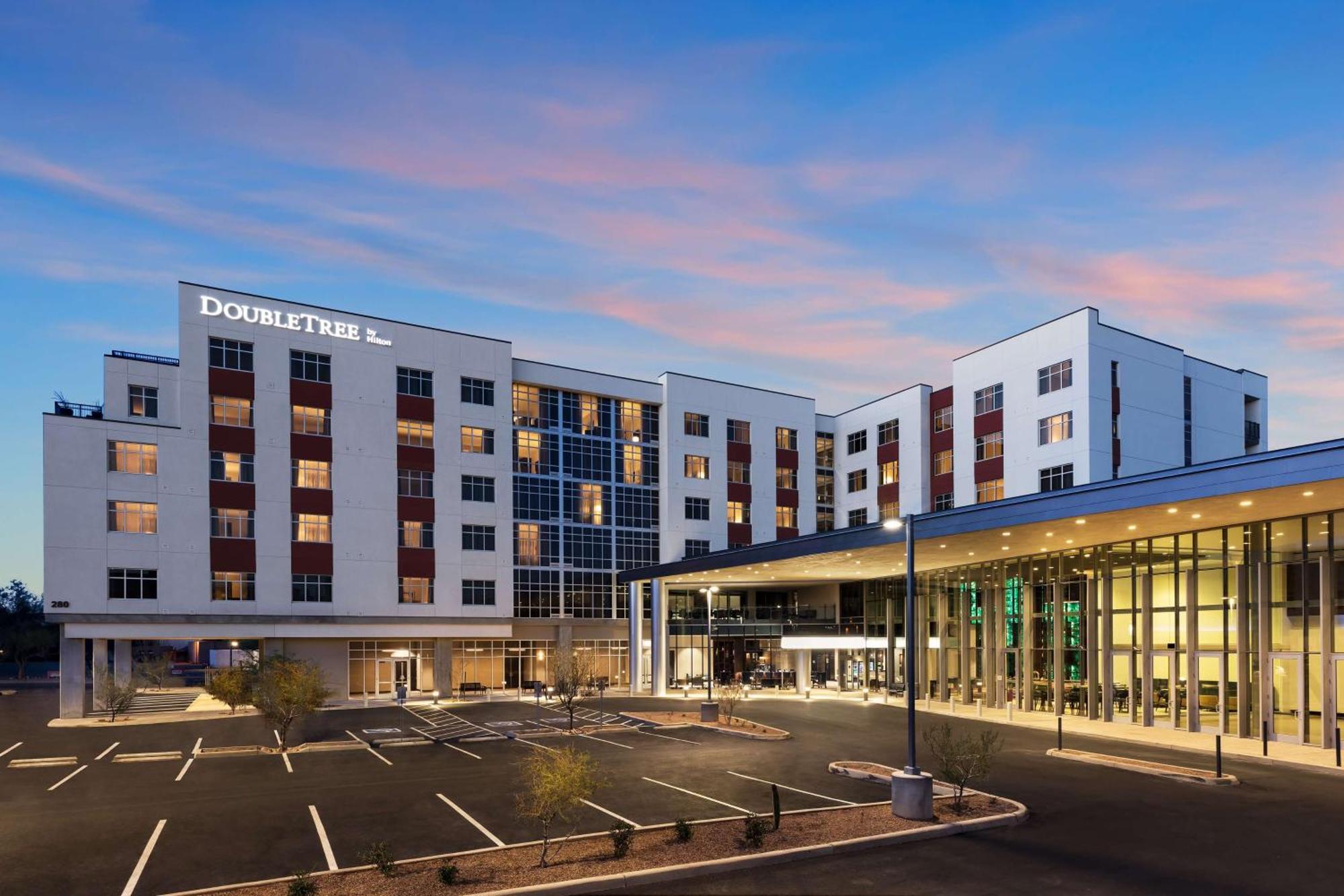 Doubletree By Hilton Tucson Downtown Convention Center Hotel Екстериор снимка