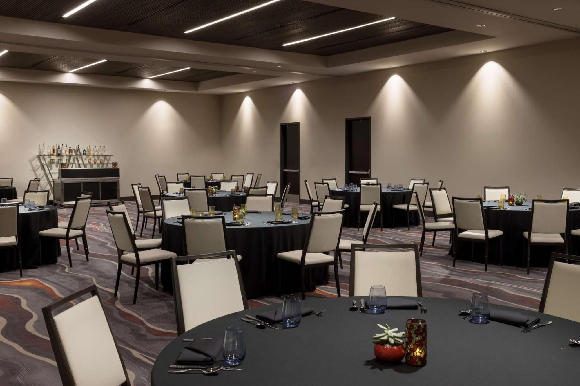 Doubletree By Hilton Tucson Downtown Convention Center Hotel Екстериор снимка
