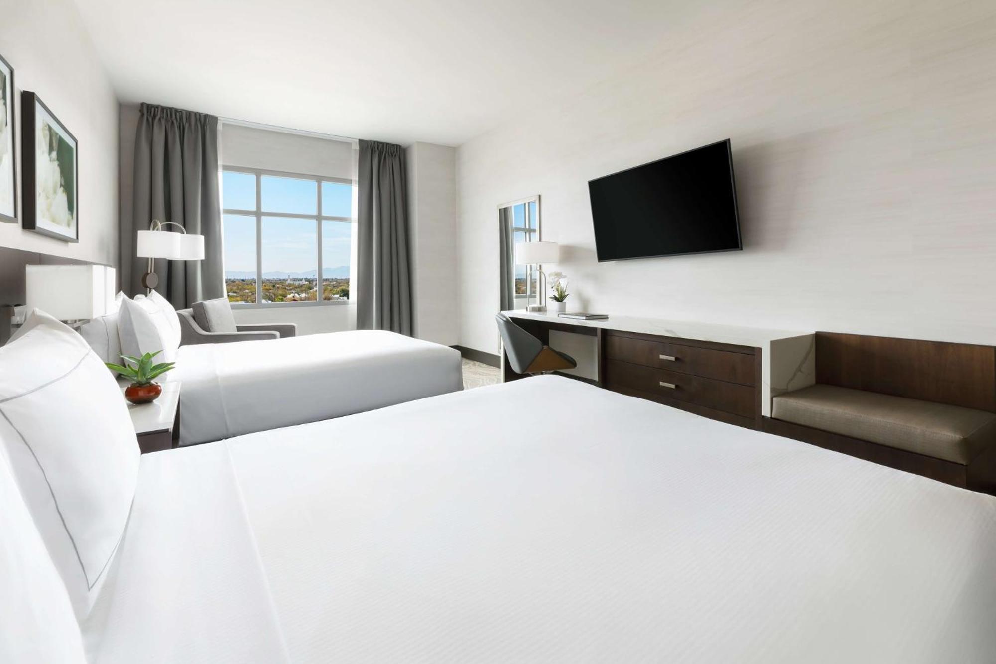 Doubletree By Hilton Tucson Downtown Convention Center Hotel Екстериор снимка