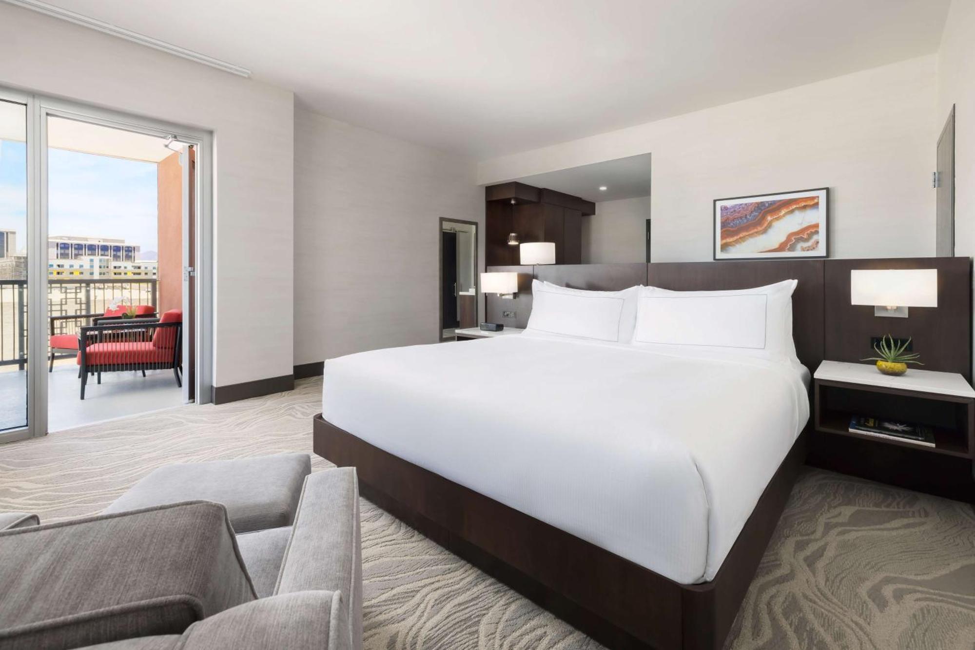 Doubletree By Hilton Tucson Downtown Convention Center Hotel Екстериор снимка